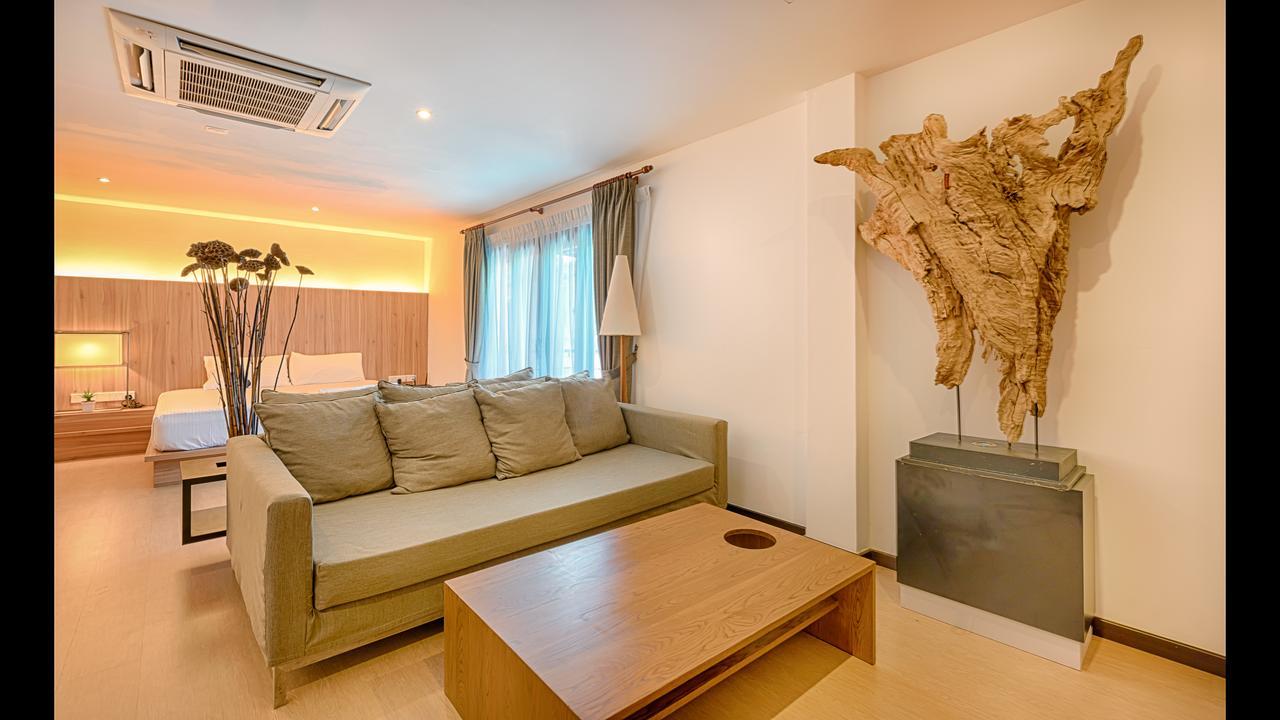 Lot 33 Boutique Hotel 3*